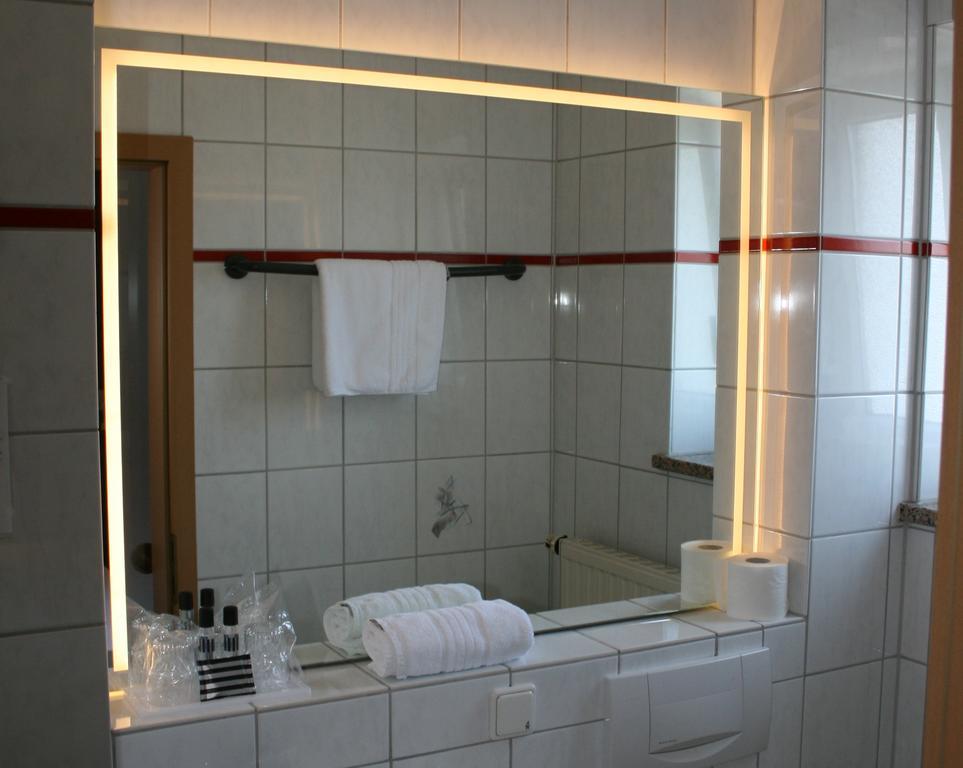 Hotel Parqeo Im A66 Gelnhausen Eksteriør billede