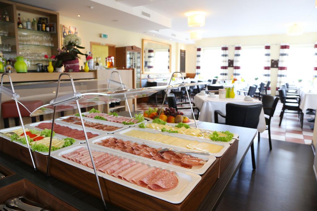 Hotel Parqeo Im A66 Gelnhausen Eksteriør billede