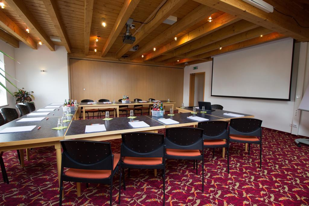 Hotel Parqeo Im A66 Gelnhausen Eksteriør billede
